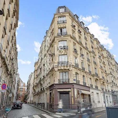 Appartement Modernité Et Confort à Montmartre